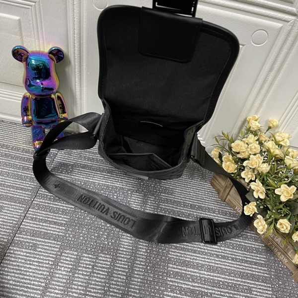 ルイヴィトンバッグ着用イメージ